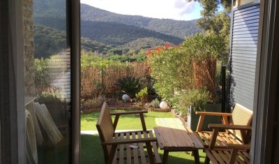 Vente d'un appartement rez de chaussée avec terrasse et jardin à Sainte Maxime